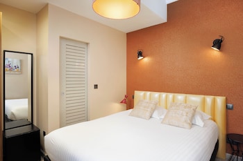 Classic Room, 1 Queen Bed, Non Smoking