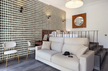 Junior Suite, 1 King Bed, Terrace, Garden View (Twin bed on request)