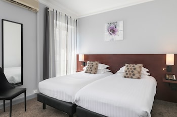 Superior Room, 1 King Bed, Non Smoking