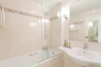 8-chambre triple