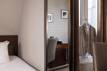 Superior Single Room with Balcony