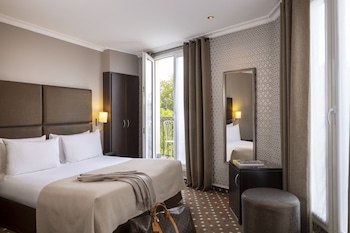 Superior Room with Balcony