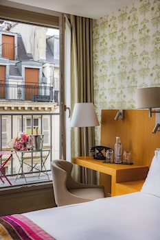 Room, Balcony (Chambre privilège avec balcon)