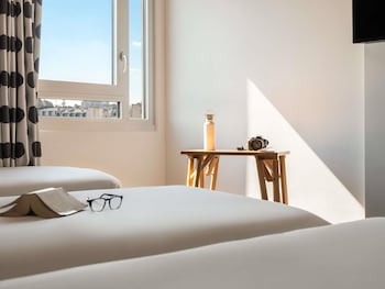 Standard Room, 3 Twin Beds