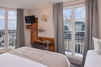 Triple Superior Room with Balcony & Double view