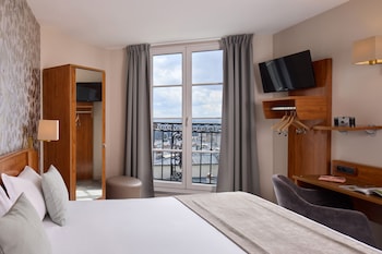 Triple Superior Room with Balcony & Double view