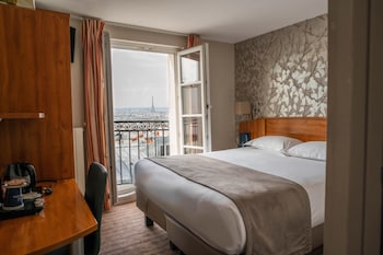 Double Superior room with Balcony & Eiffel Tower View