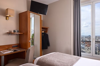 Superior Twin Room, City View