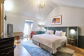Executive Room