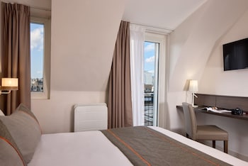 Junior Suite, Eiffel tower view