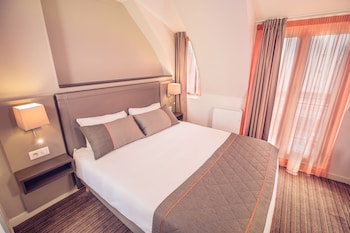 Junior Suite, Eiffel tower view
