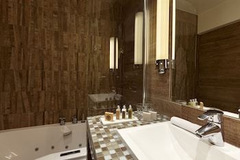 Deluxe Room, Balcony