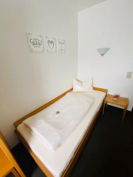 Basic Single Room, 1 Twin Bed