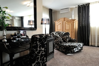 Suite 47
