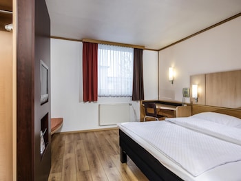 Standard Room, 1 Double Bed