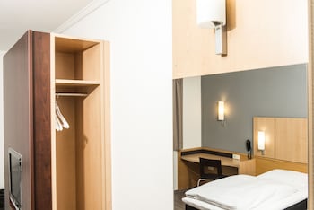 Good Morning Twin Room