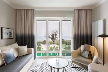 Deluxe Room, Balcony, Oceanfront