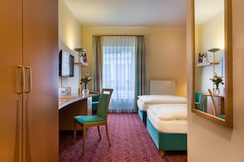 Standard Room, 2 Twin Beds