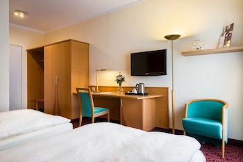 Standard Room, Multiple Beds