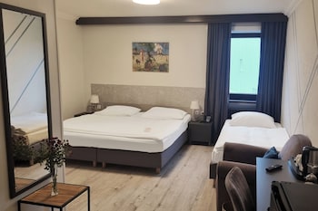 Standard Room, Multiple Beds