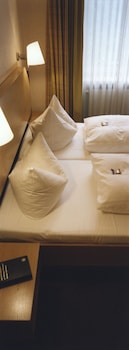 Standard Double or Twin Room with AIR CONDITIONER