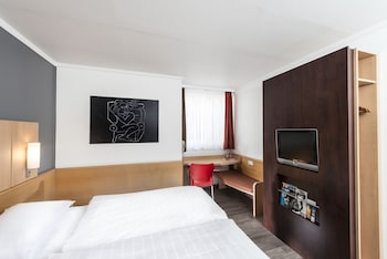 Standard Room, 1 Double Bed