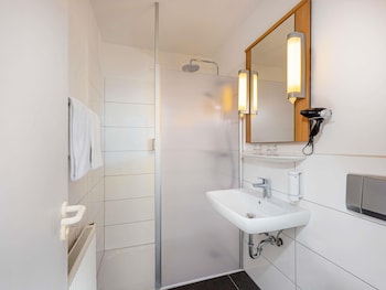 Standard Room, 1 Double Bed