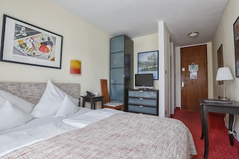 Superior Single Room, Courtyard View
