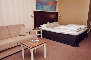 Family Room (Standard)