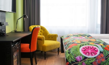Standard Room, 1 Queen Bed, Non Smoking