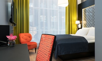 Standard Room, 1 Queen Bed, Non Smoking