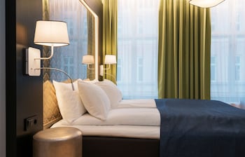 Room, 1 Double or 2 Twin Beds, Mobility Accessible
