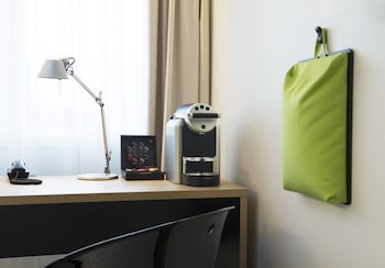 Superior Room, Non Smoking (2 Twin Beds)