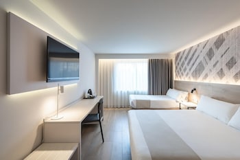 Triple Room (1 Adult)