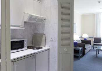 Suite (2 adults + 2 children)