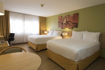 Standard Room, 2 Queen Beds