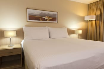 Standard Room, 1 King Bed, Smoking