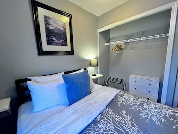 Three-Bedroom Apartment 108, No air conditioning. BL-RES-12549