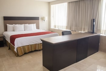 Executive Suite, 1 King Bed, Non Smoking