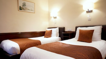 Basic Twin Room