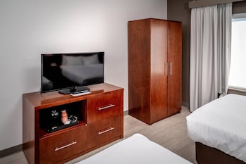 Suite, Multiple Beds, Non Smoking