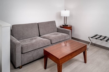 Suite, Multiple Beds, Non Smoking
