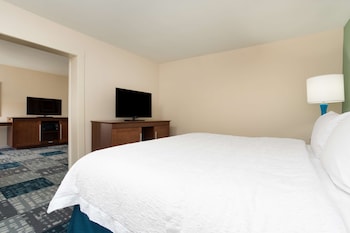 Suite, 1 King Bed, Non Smoking, Refrigerator & Microwave