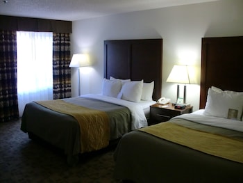 Standard Room, 2 Queen Beds, Non Smoking