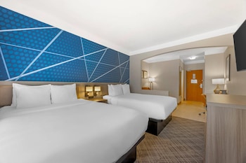 Suite, 2 Queen Beds, Non Smoking
