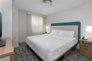 Suite, 2 Bedrooms, Non Smoking (1 King/2 Doubles)