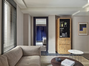 NoMad Suite