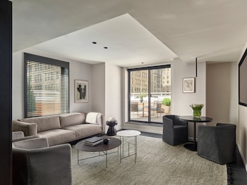Premium Suite, Terrace (Empire State)