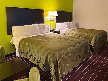 Room, 2 Queen Beds, Non Smoking (Upgrade)