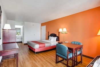 Standard Room, 1 Queen Bed, Non Smoking